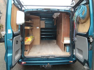 bus-betimmering-wanden-vloer